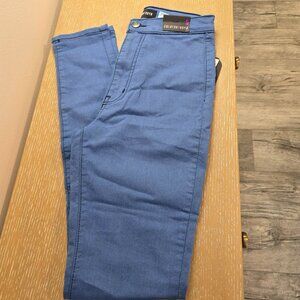 NWT Fashion Nova Skinny Jeans